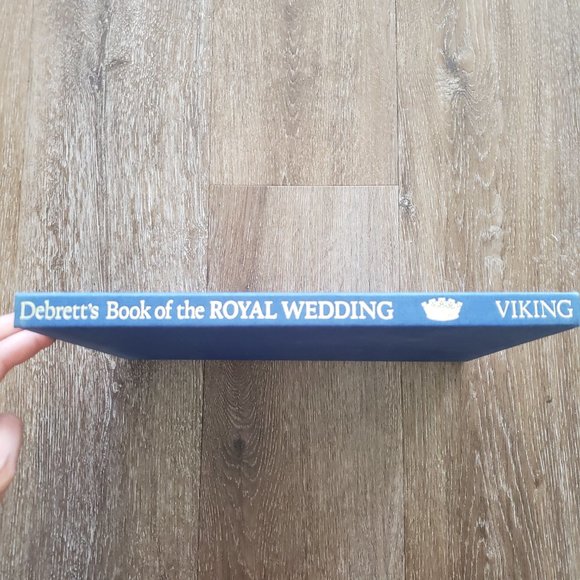 Debrett’s Book The Royal Wedding Official Souvenir Vintage Coffee Table Diana - Picture 6 of 16